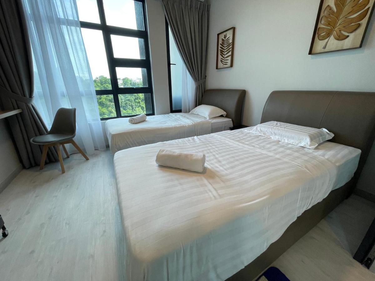 Seaview Luxury Condo Homestay 2Bed 2Bath Jesselton Quay By R2 Residence كوتا كينابالو المظهر الخارجي الصورة