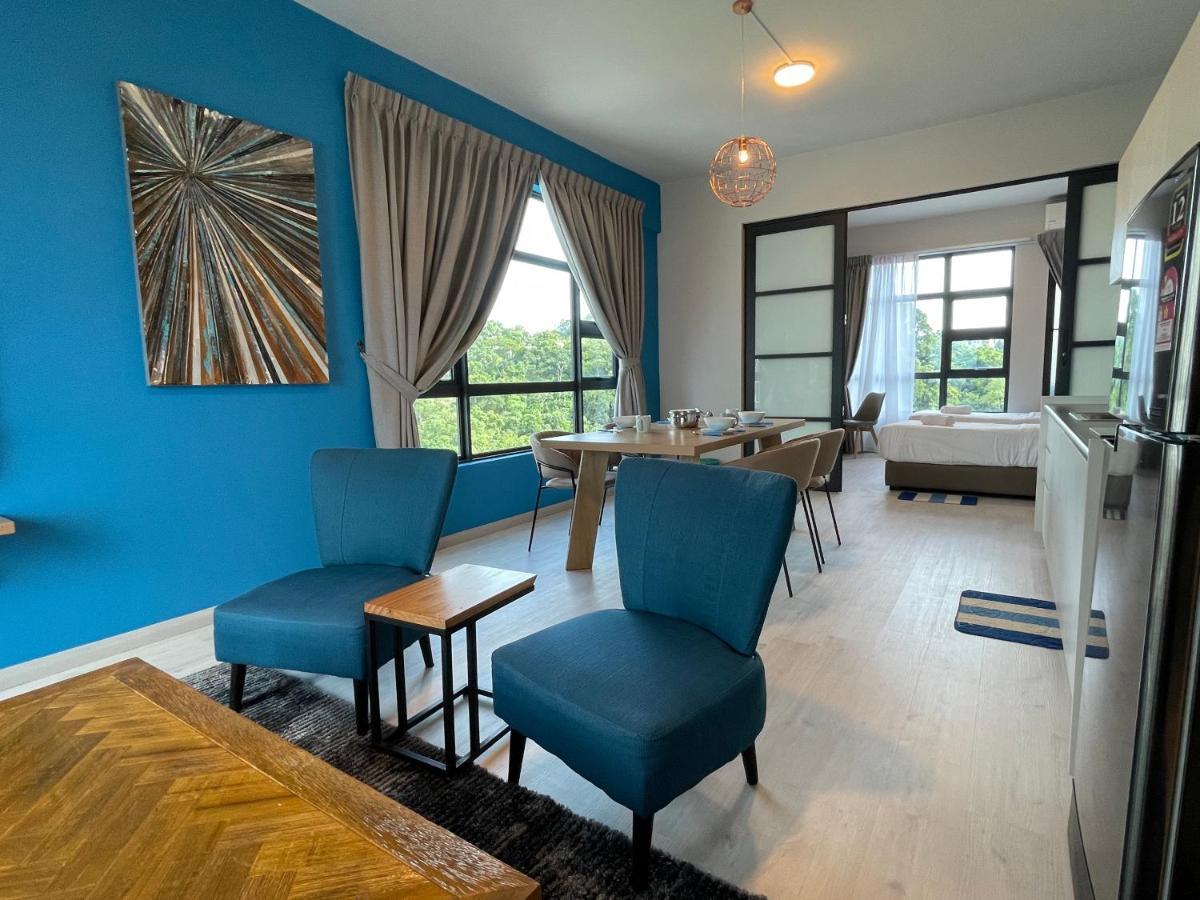 Seaview Luxury Condo Homestay 2Bed 2Bath Jesselton Quay By R2 Residence كوتا كينابالو المظهر الخارجي الصورة
