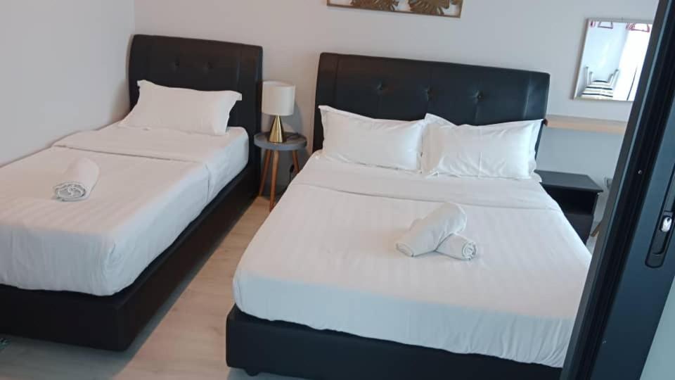 Seaview Luxury Condo Homestay 2Bed 2Bath Jesselton Quay By R2 Residence كوتا كينابالو المظهر الخارجي الصورة