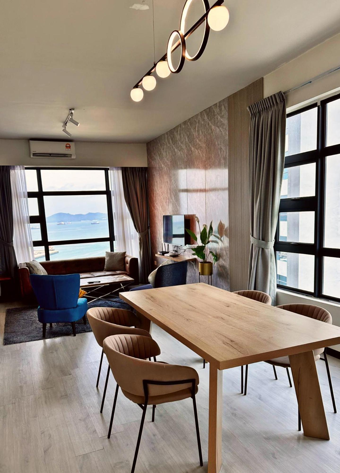 Seaview Luxury Condo Homestay 2Bed 2Bath Jesselton Quay By R2 Residence كوتا كينابالو المظهر الخارجي الصورة